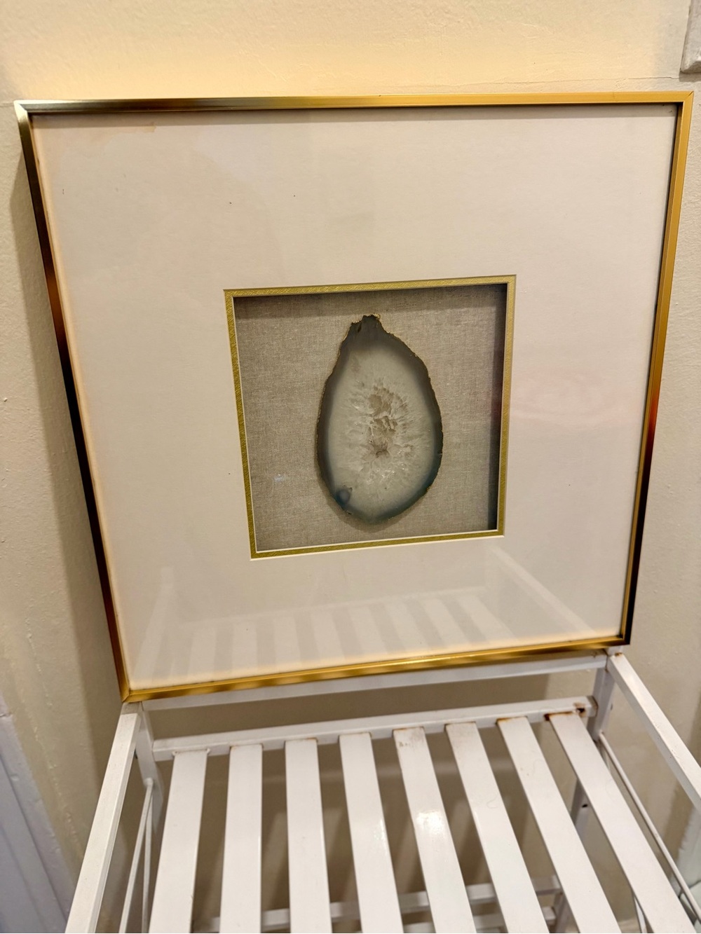 Framed Agate Slice Wall Art in Gold Frame - Neutral